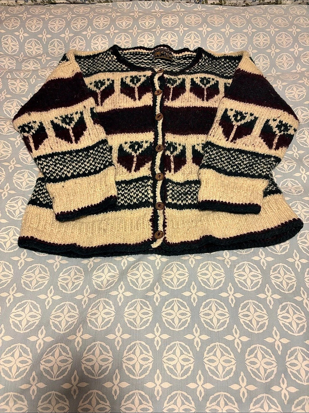 Vintage Rey Wear Ecuador 100% Wool Tulip Cardigan